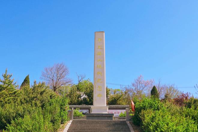 着一横三纵抗战地道是研学游的好去处AG真人国际阳泉南庄抗战地道景区藏(图2)